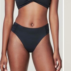 Athleta ruched side bikini bottoms